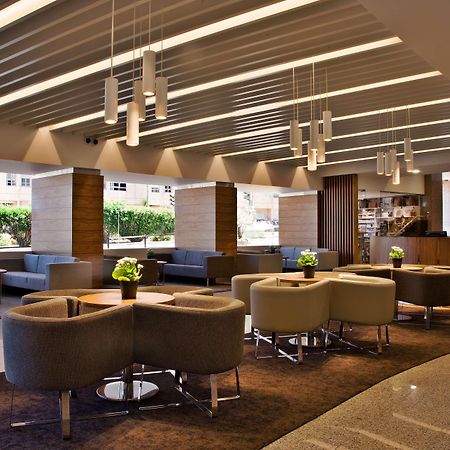 Ramada By Wyndham Lisbon Hotel Bagian luar foto