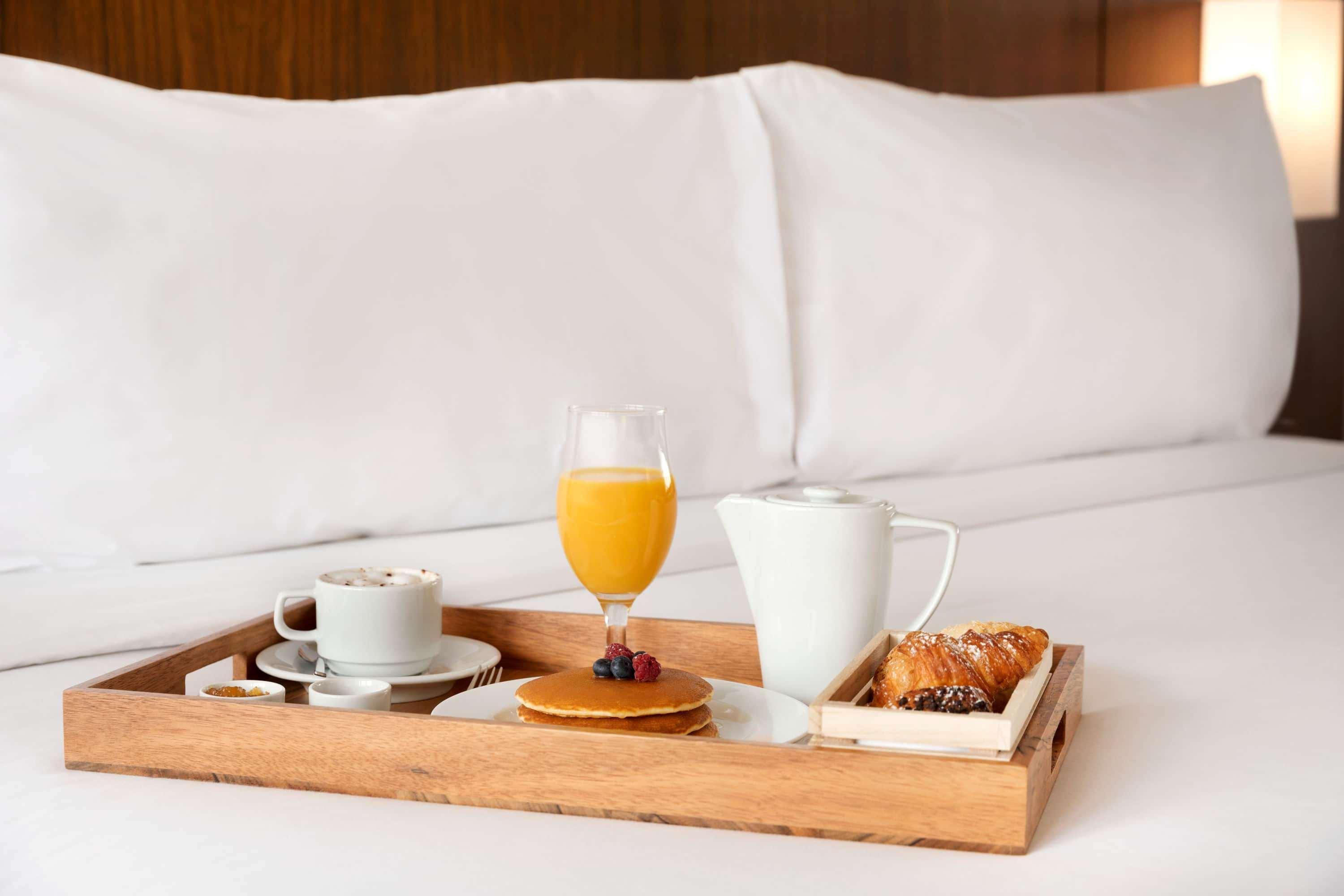 Ramada By Wyndham Lisbon Hotel Bagian luar foto