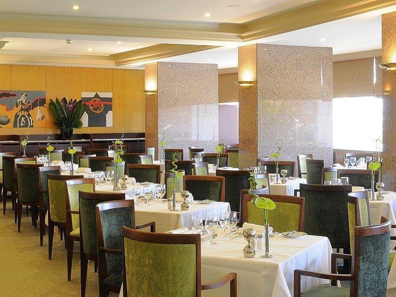 Ramada By Wyndham Lisbon Hotel Restoran foto