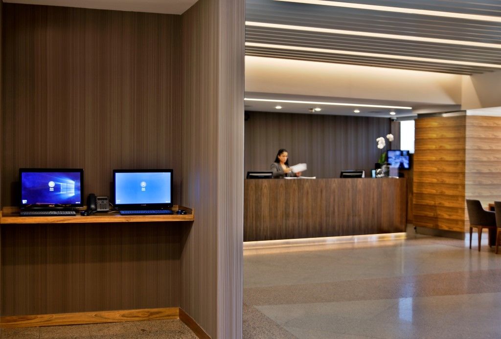 Ramada By Wyndham Lisbon Hotel Bagian luar foto